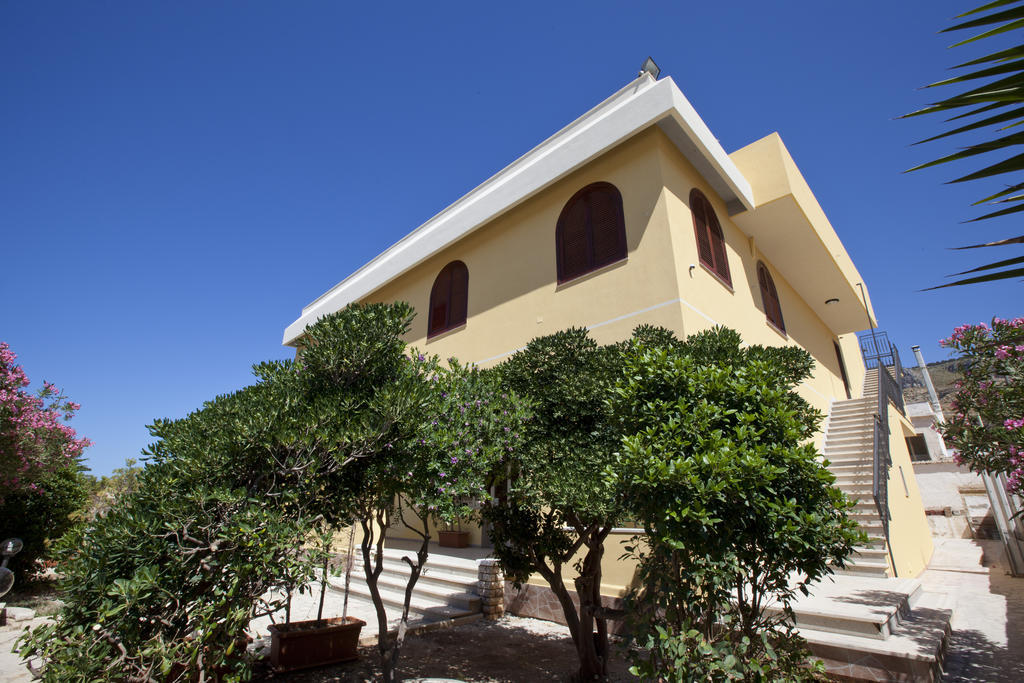 Orlando Vacanze Camere Erice Εξωτερικό φωτογραφία