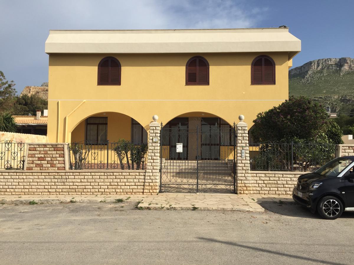 Orlando Vacanze Camere Erice Εξωτερικό φωτογραφία